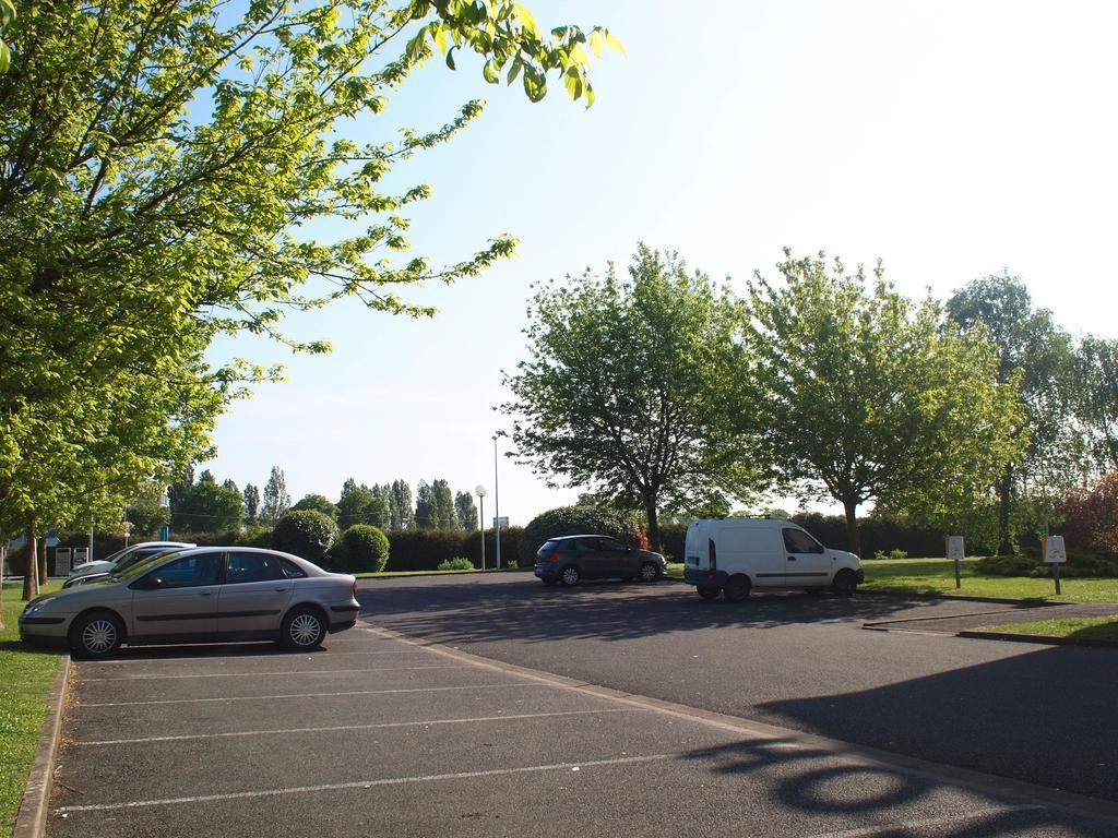 Premiere Classe Niort Est - Chauray Hotel Exterior photo